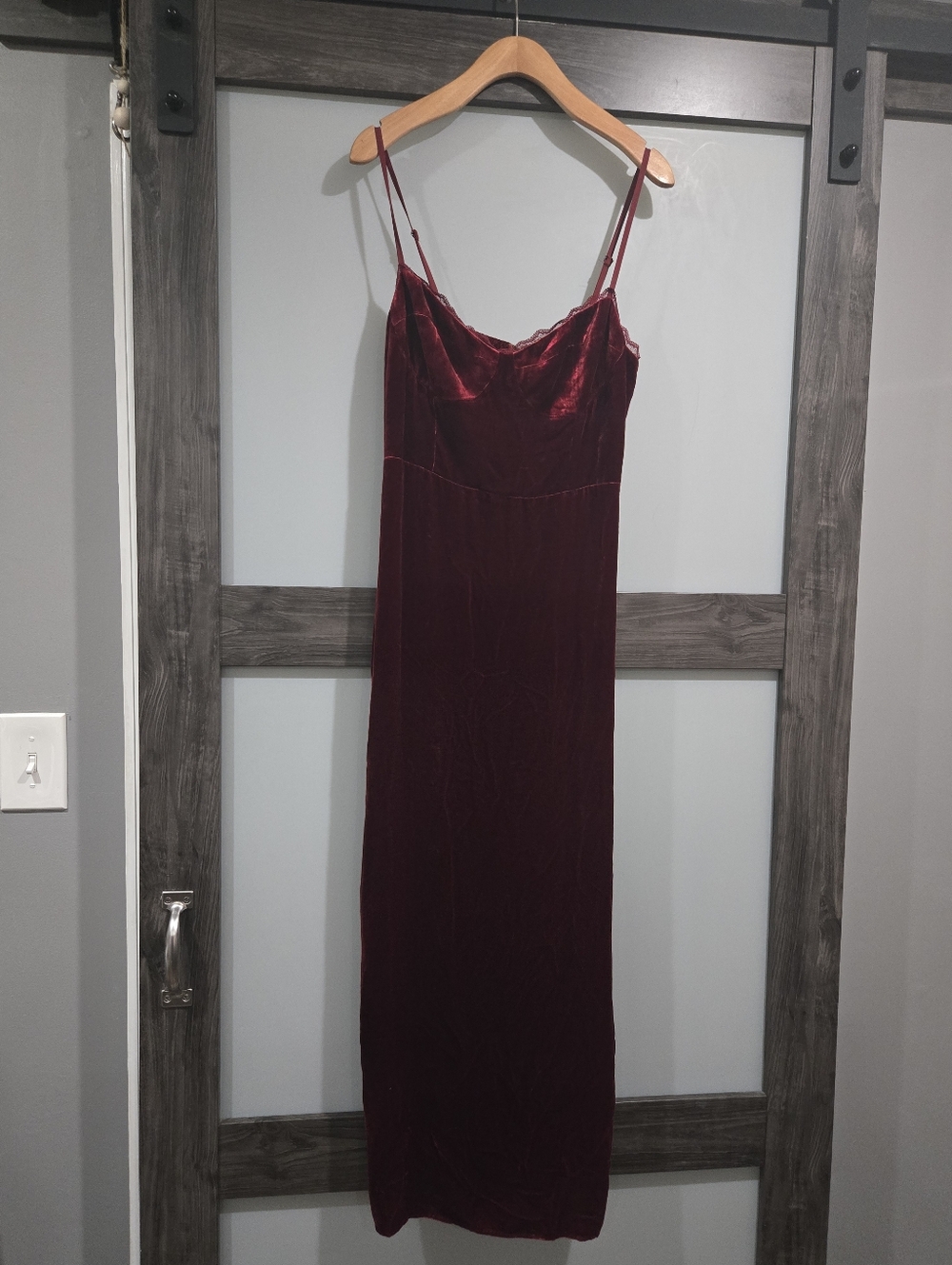 Reformation Pennington Dress Red Velvet Size 6 **read Description - Picture 3 of 11